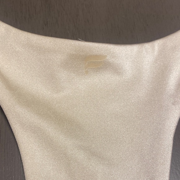 FABLETICS OUTFIT - Picture 11 of 11